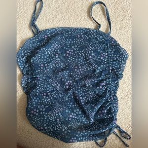 Floral blue crop top